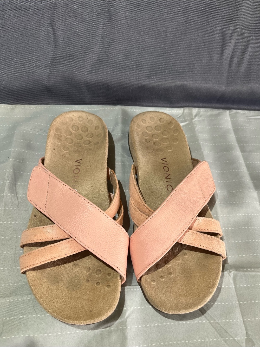 Vionic Pink Suede Crisscross Slide Sandals for Women